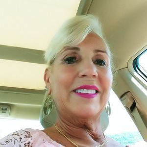 Meet your Posher, Sandra